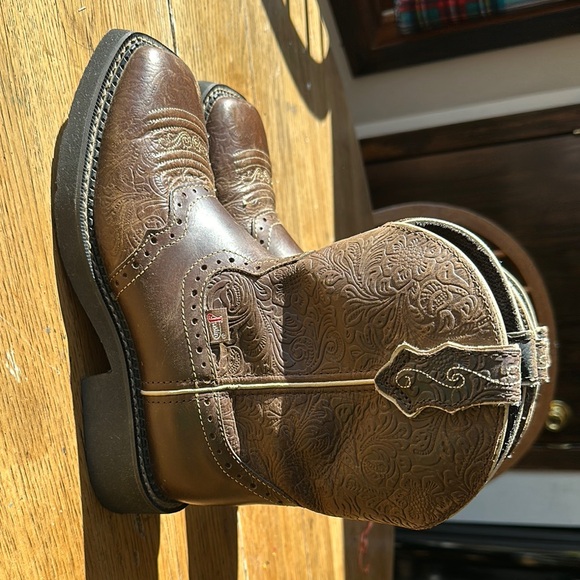 Justin Boots Brown Heeled Boots (Midi boots) - Picture 2 of 15